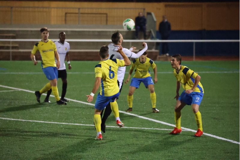 Emparejamientos de la Nostra Copa de fútbol: Orba-Pedreguer, El Verger-Dénia, y Calpe-Jávea Emparejamientos de la Nostra Copa de fútbol: Orba-Pedreguer, El Verger-Dénia, y Calpe-Jávea