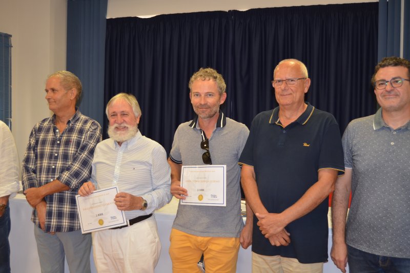 Ángel Tomás Zabala gana el premio Esculturas frente al Mar con su homenaje a las madres Ángel Tomás Zabala gana el premio Esculturas frente al Mar con su homenaje a las madres