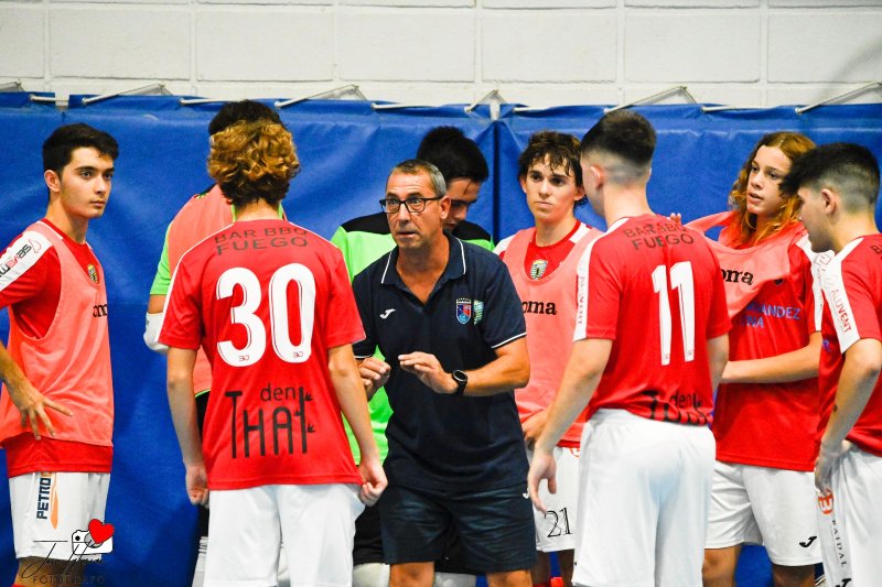 El Paidos acusa la falta de puntería frente al Pilar de Valencia (1-5) El Paidos acusa la falta de puntería frente al Pilar de Valencia (1-5)