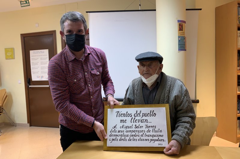 Gata rinde homenaje a Miguel Soler por su lucha por la democracia y contra el franquismo Gata rinde homenaje a Miguel Soler por su lucha por la democracia y contra el franquismo