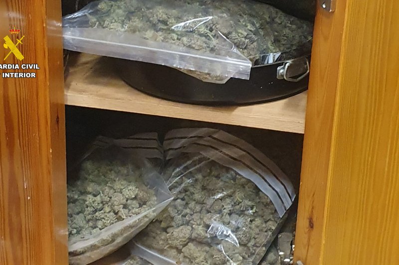 Diecinueve detenidos en una macroperación contra el tráfico de droga en la comarca Diecinueve detenidos en una macroperación contra el tráfico de droga en la comarca