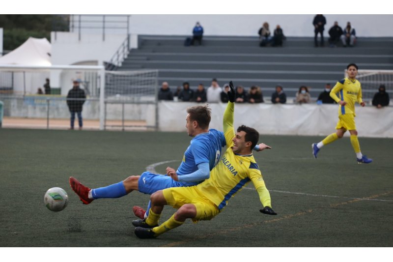Regional Preferente: El Dénia gana al Pedreguer con gol de Panucci de penalti (0-1)  Regional Preferente: El Dénia gana al Pedreguer con gol de Panucci de penalti (0-1)