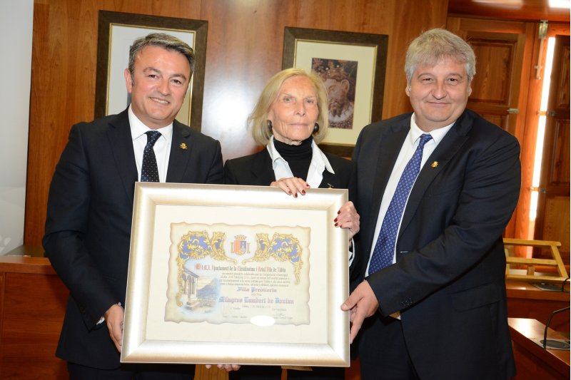 El nombramiento de Milagros Lambert como Hija Predilecta se llena de muestras de reconocimiento y gratitud a la familia de artistas El nombramiento de Milagros Lambert como Hija Predilecta se llena de muestras de reconocimiento y gratitud a la familia de artistas