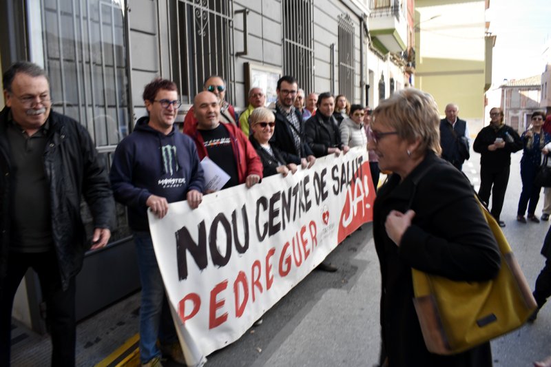 La consellera anuncia que posarà “molt de carinyo” en el nou centre de salut però ni tan sols garanteix una partida pressupostària pel 2019 La consellera anuncia que posarà “molt de carinyo” en el nou centre de salut però ni tan sols garanteix una partida pressupostària pel 2019