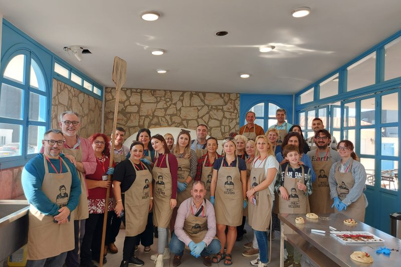 Pedreguer promou el seu associacionisme en una gran trobada a Xipre dins del projecte europeu EVEN Pedreguer promou el seu associacionisme en una gran trobada a Xipre dins del projecte europeu EVEN