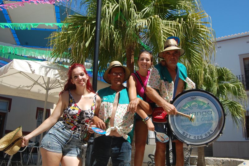 Les penyes fan bullir l’ambient en l’equador de les festes de Benimeli Les penyes fan bullir l’ambient en l’equador de les festes de Benimeli