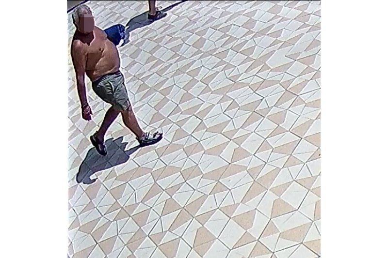 La Guardia Civil detiene a los autores de robos en la playa del Arenal de Xàbia La Guardia Civil detiene a los autores de robos en la playa del Arenal de Xàbia