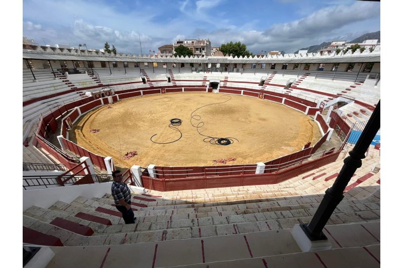 El Ayuntamiento de Ondara pone en marcha un proyecto para reconvertir la plaza de toros como espacio polivalente permanente El Ayuntamiento de Ondara pone en marcha un proyecto para reconvertir la plaza de toros como espacio polivalente permanente