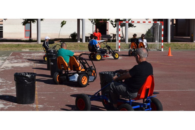 Talleres para el Tapis de Dénia con Condenados al Bordillo Talleres para el Tapis de Dénia con Condenados al Bordillo