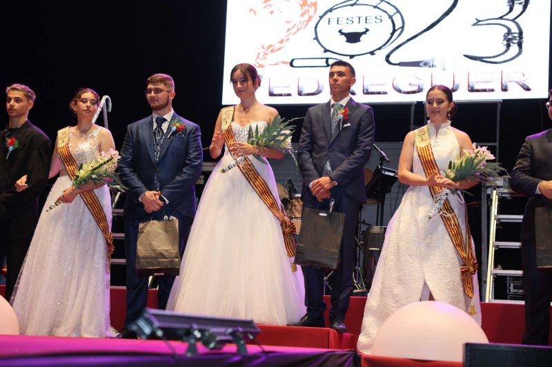 La nit de la presentació de les Festes de Juliol de Pedreguer s’envolta d’emocions i colorit  La nit de la presentació de les Festes de Juliol de Pedreguer s’envolta d’emocions i colorit