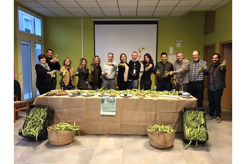 Poble Nou de Benitatxell: La Festa del Vi i de la Fava presentarà noves tapes de cuina tradicional i avantguardista Poble Nou de Benitatxell: La Festa del Vi i de la Fava presentarà noves tapes de cuina tradicional i avantguardista