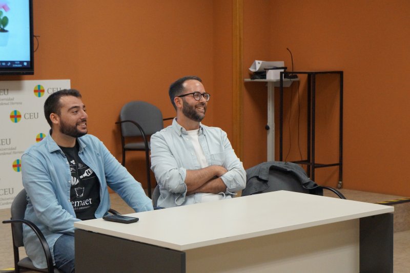 Forum Arrels 2024 analiza las sinergías entre la prensa de proximidad y las redes sociales Forum Arrels 2024 analiza las sinergías entre la prensa de proximidad y las redes sociales