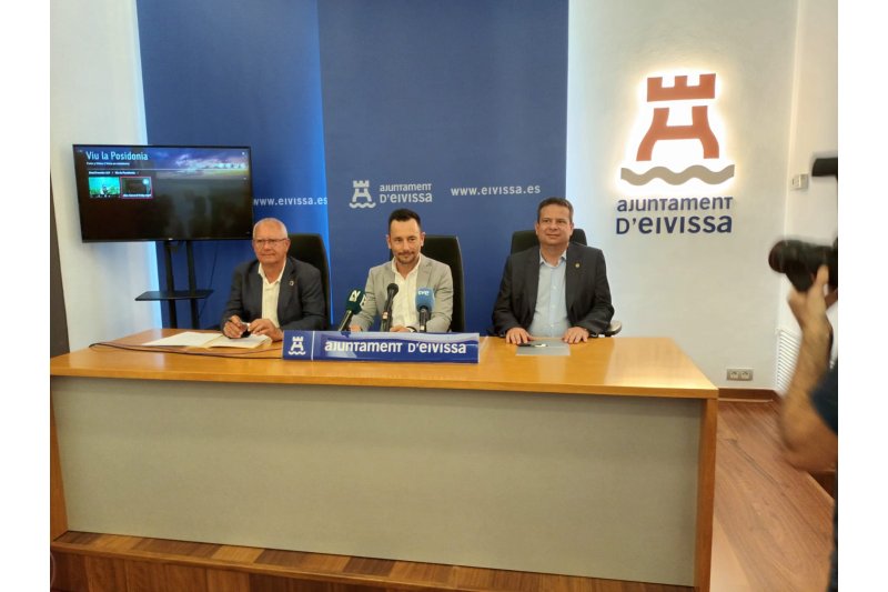 El proyecto Viu la Posidonia recibe un millón de euros de los fondos europeos Next Generation El proyecto Viu la Posidonia recibe un millón de euros de los fondos europeos Next Generation