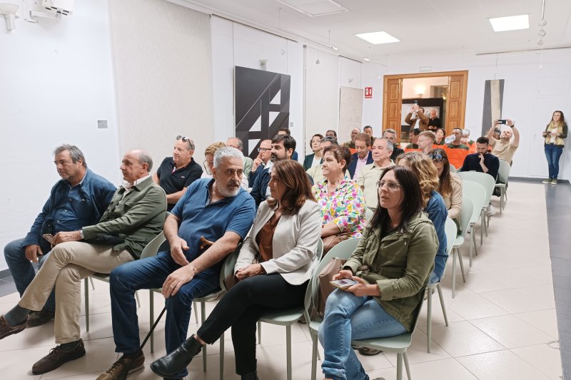 La marjal de Pego-Oliva comptarà amb una dotzena d’àguiles pescadores a partir de juliol La marjal de Pego-Oliva comptarà amb una dotzena d’àguiles pescadores a partir de juliol