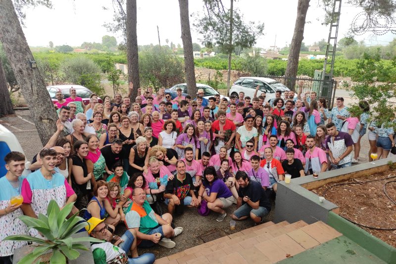 Les quintades fan emergir el vessant de germanor per a iniciar les festes patronals de Sanet i Els Negrals Les quintades fan emergir el vessant de germanor per a iniciar les festes patronals de Sanet i Els Negrals