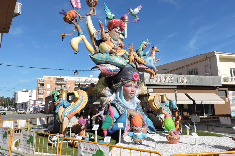 Centro vuelve a hacer doblete en la Sección Especial de las Fallas de Dénia  Centro vuelve a hacer doblete en la Sección Especial de las Fallas de Dénia