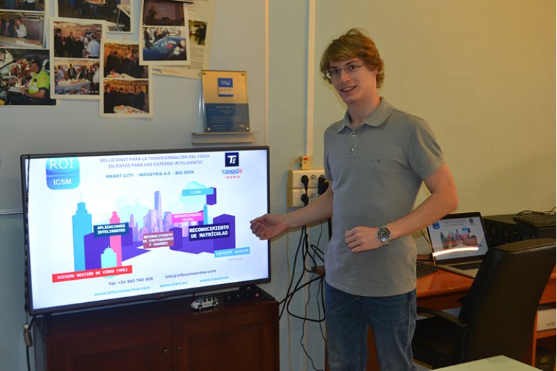 “La gente gasta mucho tiempo en Internet pero no invierte ni se forma para sacarle provecho” “La gente gasta mucho tiempo en Internet pero no invierte ni se forma para sacarle provecho”