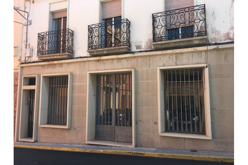 La Diputació subvencionarà la rehabilitació de l’edifici l’antiga Banca Comes de Pedreguer La Diputació subvencionarà la rehabilitació de l’edifici l’antiga Banca Comes de Pedreguer