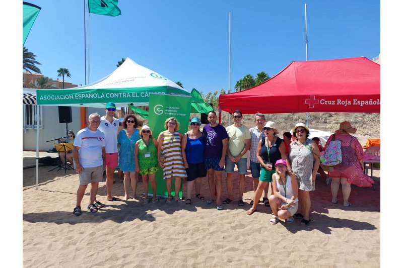 Nueva campaña de la AECC de Ondara en la playa del Estanyó contra el cáncer de piel Nueva campaña de la AECC de Ondara en la playa del Estanyó contra el cáncer de piel