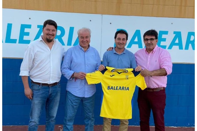 Regional Preferente: El nuevo Dénia de Diego Miñana aspira a todo, pero con los pies en tierra Regional Preferente: El nuevo Dénia de Diego Miñana aspira a todo, pero con los pies en tierra