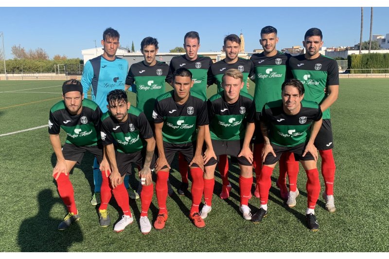 Fútbol Preferente: El Calpe gana a domicilio y el Pego empata en casa  Fútbol Preferente: El Calpe gana a domicilio y el Pego empata en casa