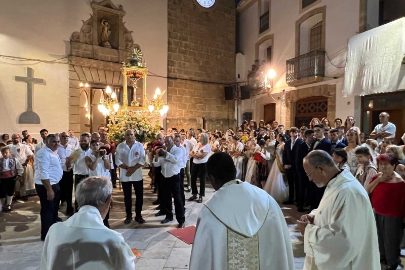 El programa complet de les Festes del Santíssim Crist del Calvari de Gata El programa complet de les Festes del Santíssim Crist del Calvari de Gata