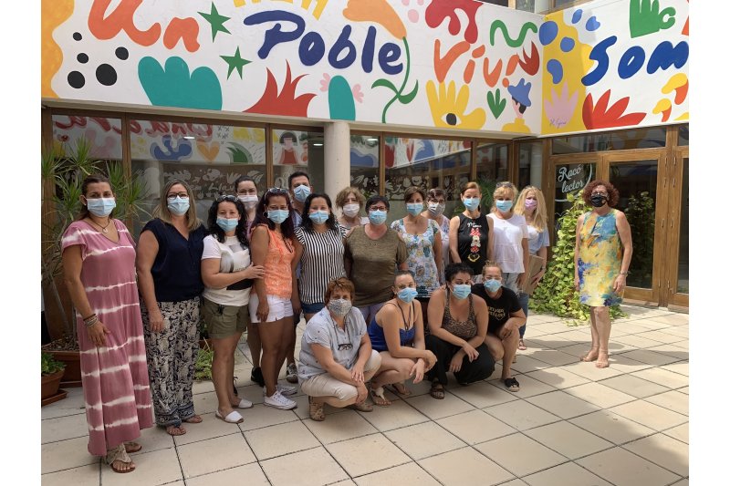 Quinze alumnes participen al curs d’atenció sociosanitària d’Ondara Quinze alumnes participen al curs d’atenció sociosanitària d’Ondara