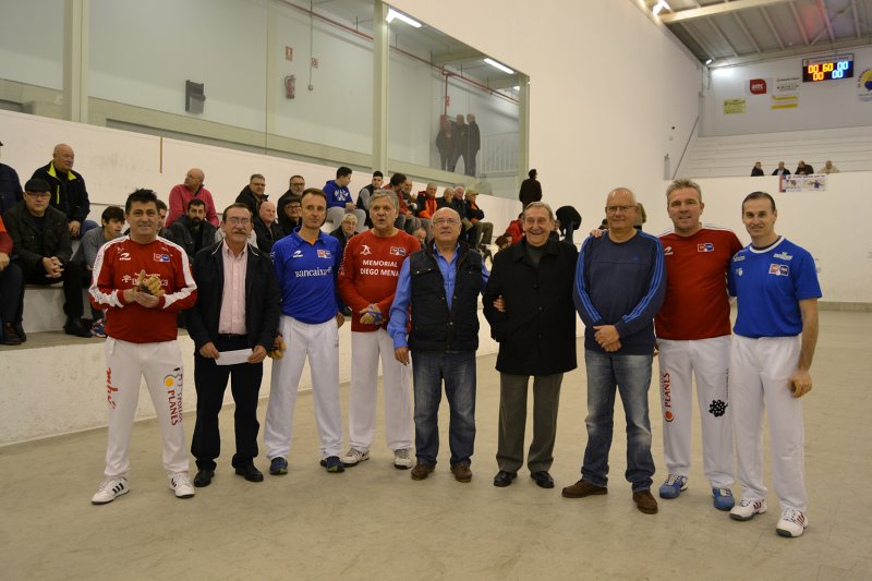 Muere el histórico jugador de pilota Paco Cabanes, el Genovés Muere el histórico jugador de pilota Paco Cabanes, el Genovés