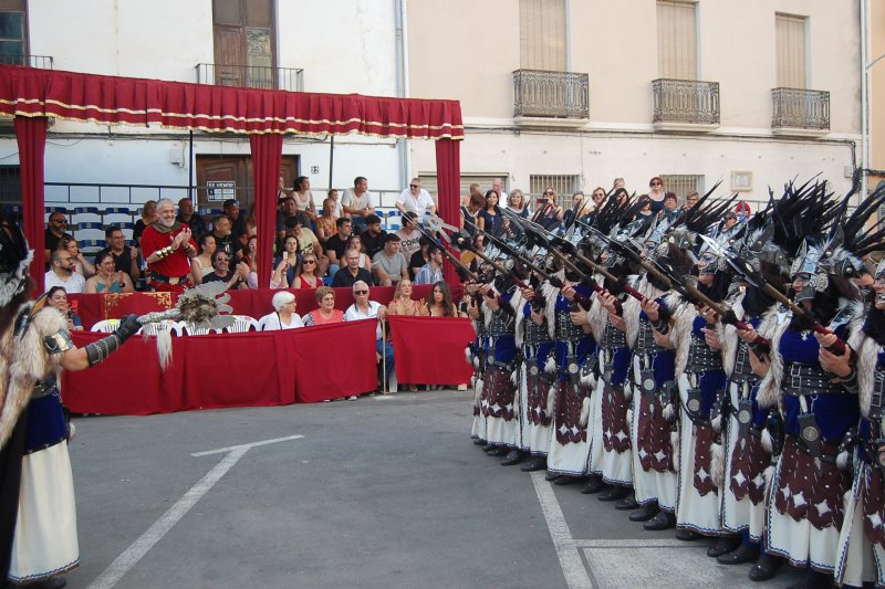 La declaració dels moros i cristians pegolins com a Festa d’Interès Autonòmic emmarca la capitania d’Al-Hagamba Muza La declaració dels moros i cristians pegolins com a Festa d’Interès Autonòmic emmarca la capitania d’Al-Hagamba Muza