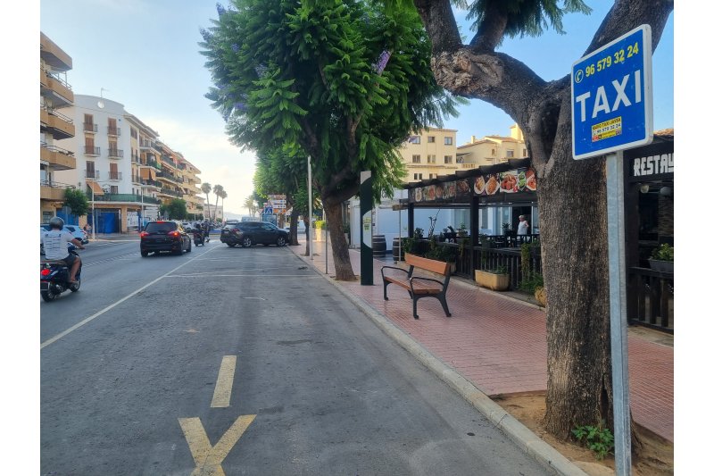 El pleno actualiza la ordenanza de precios de los taxis de Xàbia El pleno actualiza la ordenanza de precios de los taxis de Xàbia