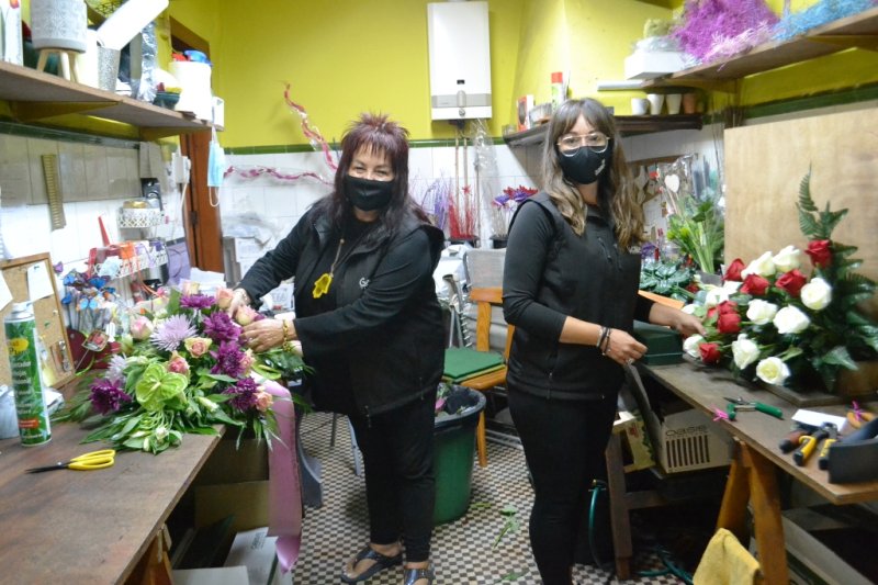 La nueva realidad en el Día de Todos los Santos: Los cementerios tendrán aforo limitado, itinerarios marcados y turnos de una hora La nueva realidad en el Día de Todos los Santos: Los cementerios tendrán aforo limitado, itinerarios marcados y turnos de una hora