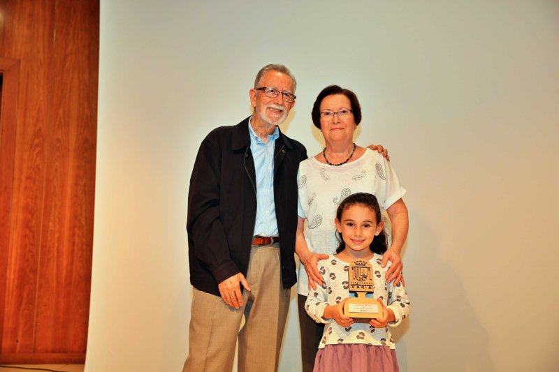 La primera Gala del Comerç de Xàbia reconoce a cuatro establecimientos y pone en valor las compras de proximidad La primera Gala del Comerç de Xàbia reconoce a cuatro establecimientos y pone en valor las compras de proximidad