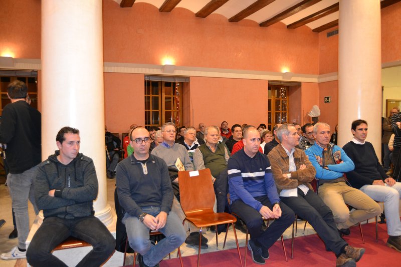 Dénia: El rovell de la pilota, un llibre per a commemorar el 25 aniversari del club denier Dénia: El rovell de la pilota, un llibre per a commemorar el 25 aniversari del club denier