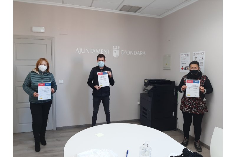 El Ayuntamiento contrata a tres mayores de 30 años con la subvención del programa Avalamos Experiencia El Ayuntamiento contrata a tres mayores de 30 años con la subvención del programa Avalamos Experiencia