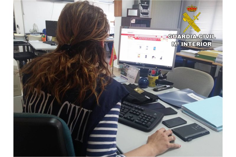 Una vecina de Calp fue víctima de una estafa bancaria a través de internet Una vecina de Calp fue víctima de una estafa bancaria a través de internet