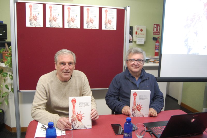 Juli Esteve acredita la emigración de 85 personas de Els Poblets a EE.UU entre 1913 1 1920 Juli Esteve acredita la emigración de 85 personas de Els Poblets a EE.UU entre 1913 1 1920