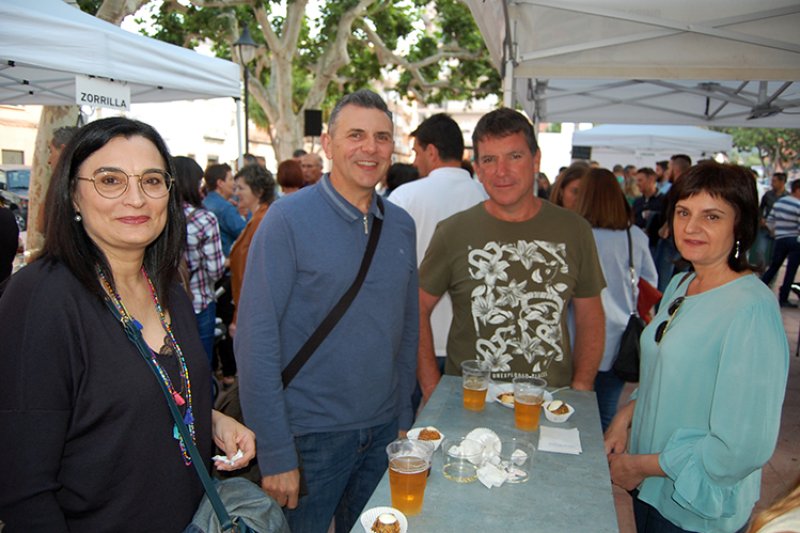 El Moss guanya el premi a la tapa d’innovació i Zorrilla a la de presentació de la fira Te’n vens de taPego El Moss guanya el premi a la tapa d’innovació i Zorrilla a la de presentació de la fira Te’n vens de taPego
