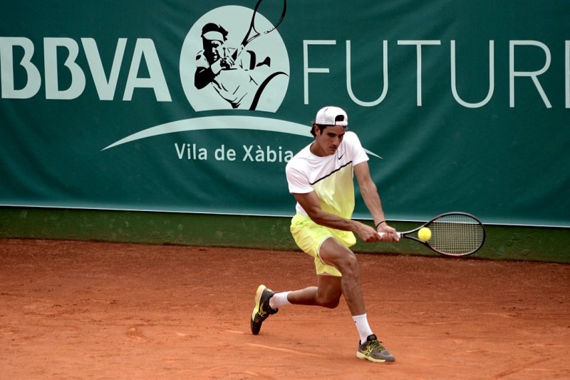 Marc Giner avanza a cuartos del torneig de tenis BBVA Future Vila de Xàbia Marc Giner avanza a cuartos del torneig de tenis BBVA Future Vila de Xàbia