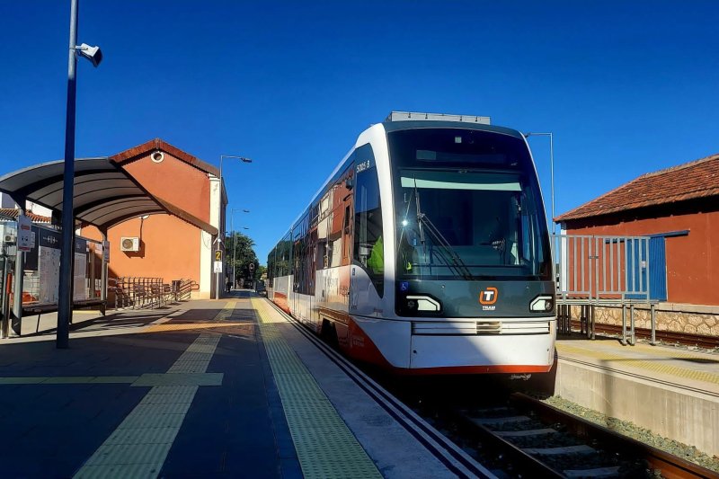 El tramo Dénia-Gata de Gorgos de la Línea 9 del TRAM d'Alacant se pone en servicio este lunes  El tramo Dénia-Gata de Gorgos de la Línea 9 del TRAM d'Alacant se pone en servicio este lunes