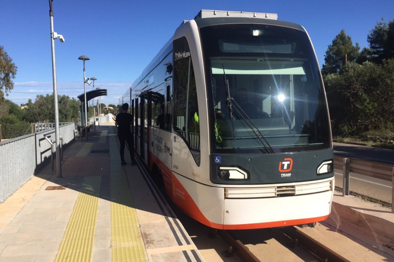 El tramo Dénia-Gata de Gorgos de la Línea 9 del TRAM d'Alacant se pone en servicio este lunes  El tramo Dénia-Gata de Gorgos de la Línea 9 del TRAM d'Alacant se pone en servicio este lunes