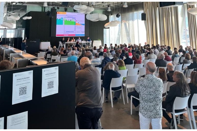 Los afectados por los deslindes aseguran que Costas les ha tratado “con despotismo, arrogancia y cinismo”  Los afectados por los deslindes aseguran que Costas les ha tratado “con despotismo, arrogancia y cinismo”