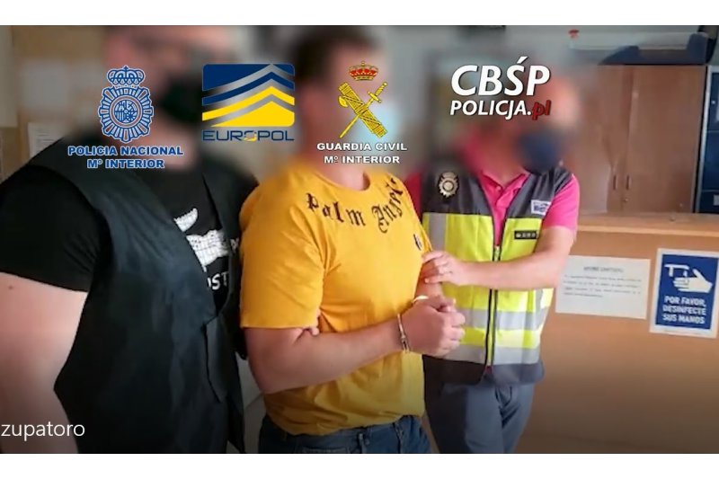 Detenido en Dénia un grupo de traficantes de droga que compró chalets de lujo  Detenido en Dénia un grupo de traficantes de droga que compró chalets de lujo