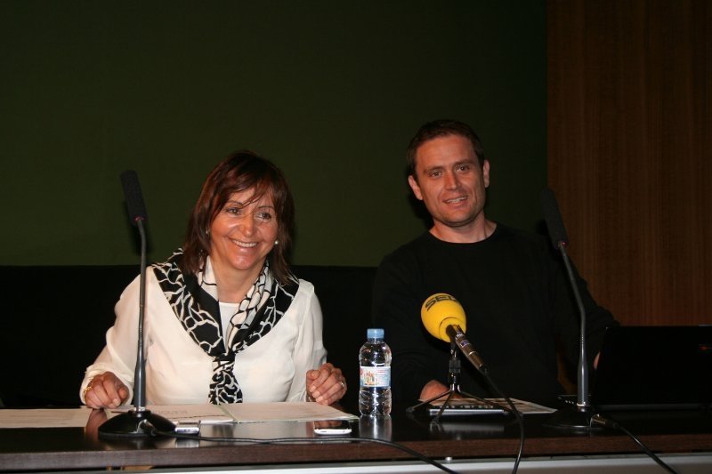 Se busca una familia europea para pasar sus vacaciones con los gastos pagados  Se busca una familia europea para pasar sus vacaciones con los gastos pagados