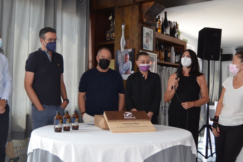 Restaurante Mena, más de sesenta años haciendo arroces y tirando cañas Restaurante Mena, más de sesenta años haciendo arroces y tirando cañas