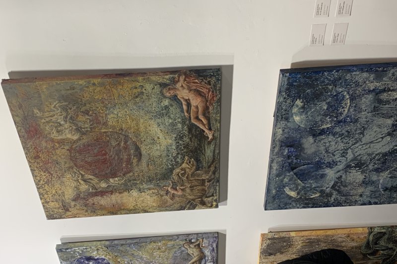 Les Rodes de la Memòria, de Ramon Pérez Carrió, s’exposa a la Casa de Cultura i al Casal Jaume I de Pedreguer Les Rodes de la Memòria, de Ramon Pérez Carrió, s’exposa a la Casa de Cultura i al Casal Jaume I de Pedreguer