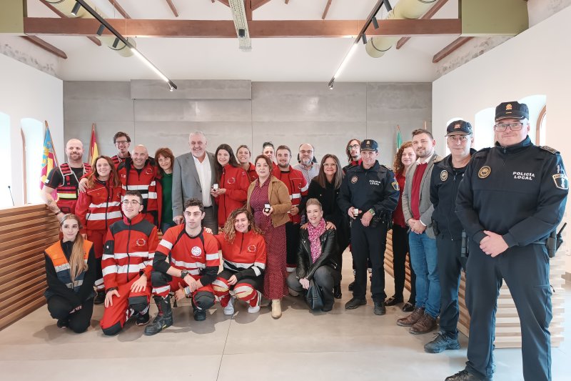 Acció Urgent, la Policía Local y Radio Pego reciben la medalla de Protección Civil de la Generalitat Valenciana Acció Urgent, la Policía Local y Radio Pego reciben la medalla de Protección Civil de la Generalitat Valenciana