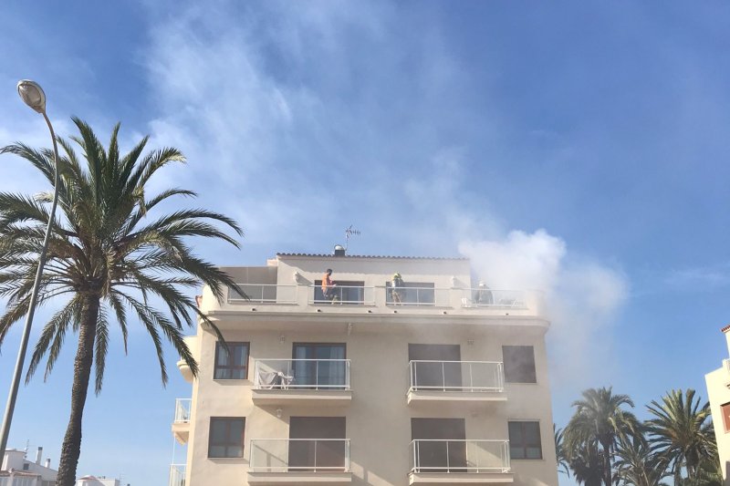 Controlado el incendio en un apartamento de Les Marines Controlado el incendio en un apartamento de Les Marines