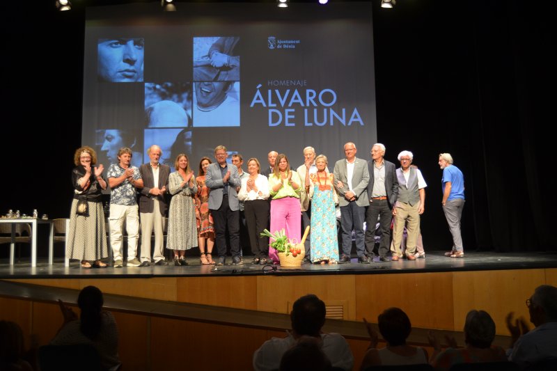 Homenaje a Álvaro de Luna, el popular actor que encontró su refugio en Dénia  Homenaje a Álvaro de Luna, el popular actor que encontró su refugio en Dénia