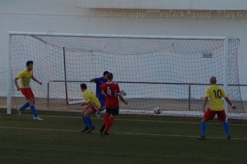 Primera Regional: Pego 3, Mutxamel 1 Primera Regional: Pego 3, Mutxamel 1