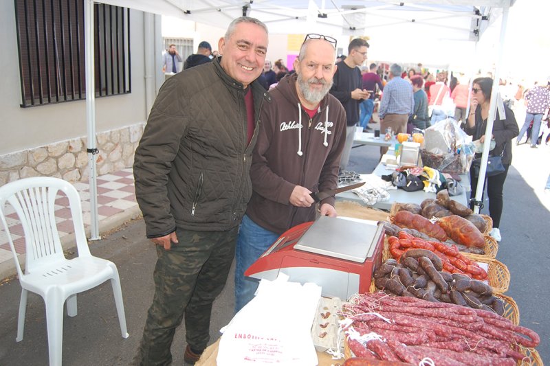 Associacionisme i productes de proximitat es promocionen a la Fira de Comerç de Benidoleig Associacionisme i productes de proximitat es promocionen a la Fira de Comerç de Benidoleig